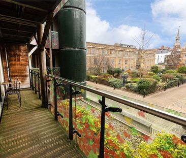 Contemporary apartment in the heart of Angel. - Photo 3