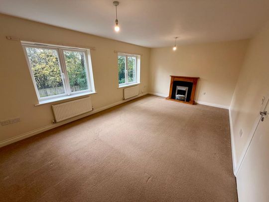4 bedroom terraced house to rent - Photo 1