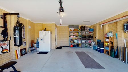 5 Avila Link, Burns Beach WA 6028 - House For Rent | Domain - Photo 2