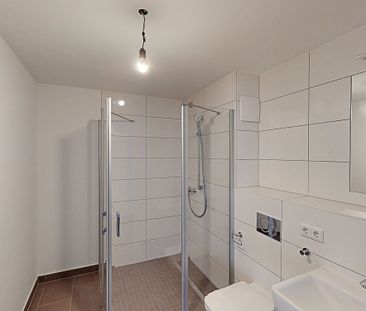 Modernes Wohnkonzept: 3-Zimmer-Erdgeschosswohnung mit EBK und Terrasse - Foto 5