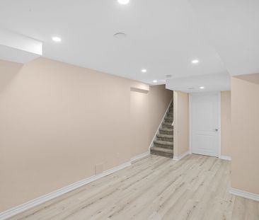 For Lease - 43 Northwest Passage, Whitchurch-Stouffville, Ontario - Photo 4