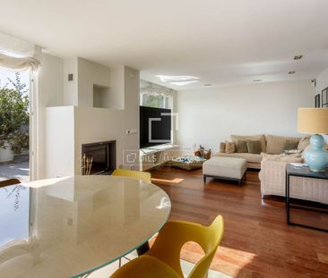 4 bedroom luxury penthouse for rent in Madrid, Spain - Photo 2