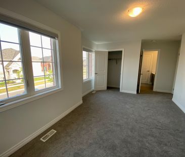For Lease - 45 Bill Guy Drive Unit# Main, Georgina, Ontario - Photo 3