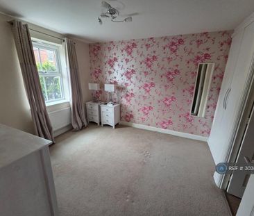 3 bedroom terraced house to rent - Photo 5