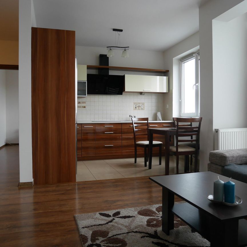 3 pokoje blisko Centrum, garaż - Photo 1