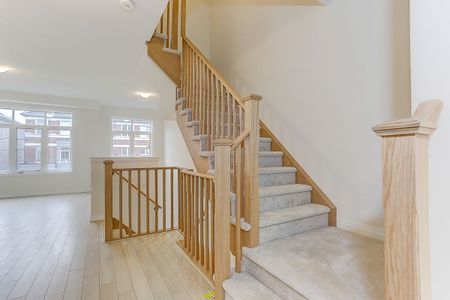 For Lease - 37 Sissons Way, Markham, Ontario - Photo 3
