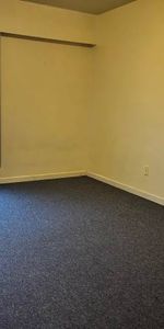 Large one bedroom apartment unit on East Broadway near Fraser st & VCC - Photo 3