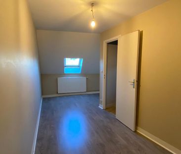 Location Appartement 3 pièces 58m² CHERBOURG-EN-COTENTIN 50100 - Photo 6