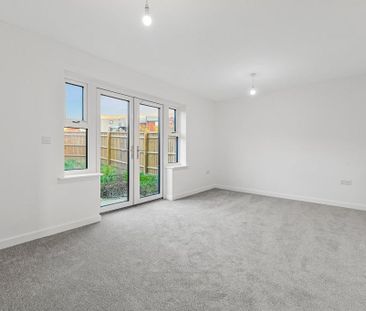 4 bedroom end of terrace house to rent - Photo 6