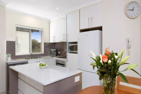 Unit 6/9 Victor Street, Holland Park. - Photo 3