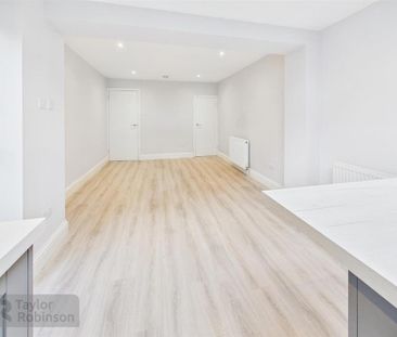 2 bedroom house to rent - Photo 1