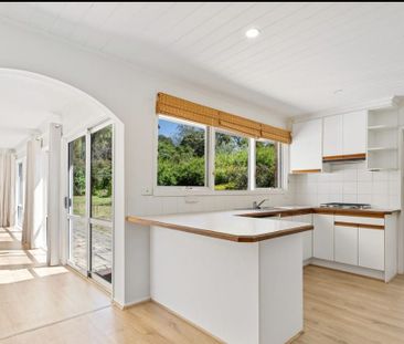 28 Aitken Street, Sunbury, VIC 3429 - Photo 3
