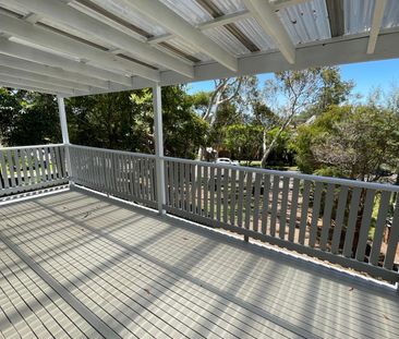 Three Bedroom Family Home - Photo 5