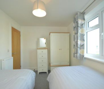 2 bedroom bungalow to rent - Photo 2