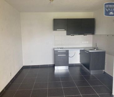 Location Appartement 2 pièces 43m² LE LUC 83340 - Photo 3