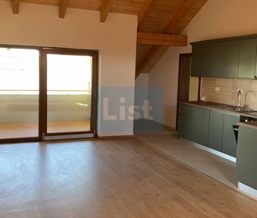 Casa de inchiriat - Photo 1
