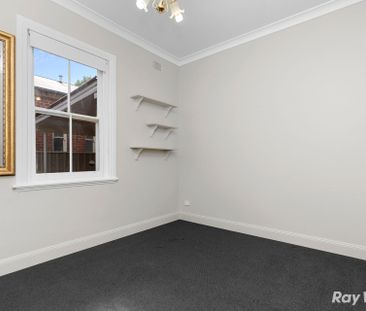 Charming Central Home - Photo 2