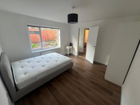 Room in a Shared House, Woodborough Road, NG3 - Photo 5