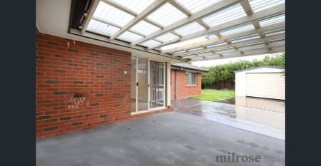 Spacious Family Home in a Great Location - Photo 5