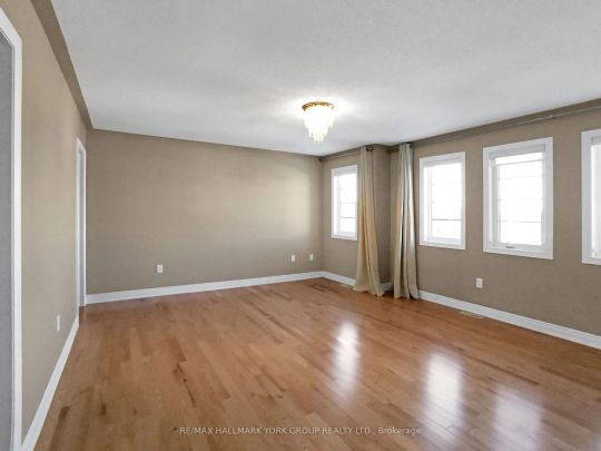 Detached Home For Lease | N9237268 - Photo 1