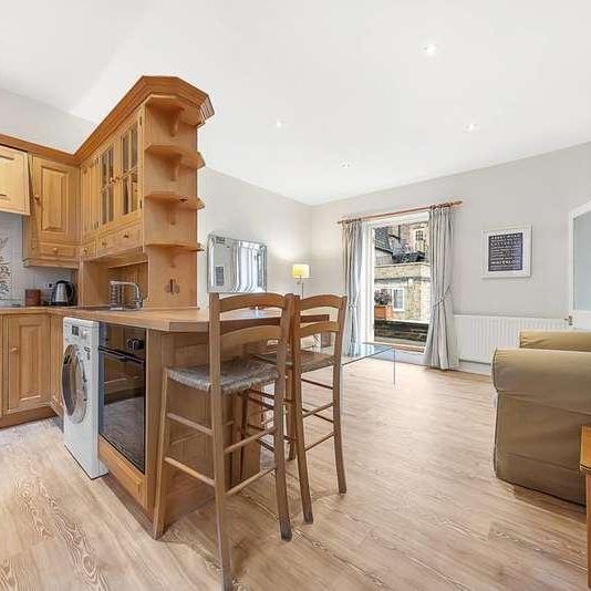 Lucerne Mews, Notting Hill Gate, W8 - Photo 1