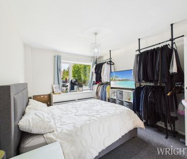 1 bedroom Apartment - TENTERFIELD HOUSE, WELWYN. - Photo 4