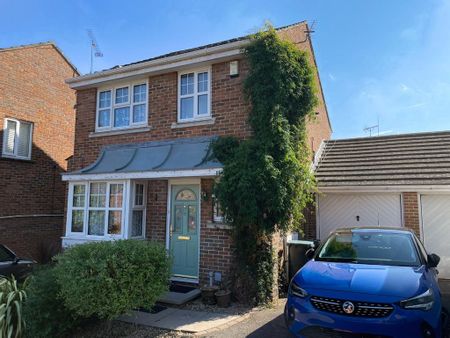 3 bedroom link detached house to rent - Photo 4