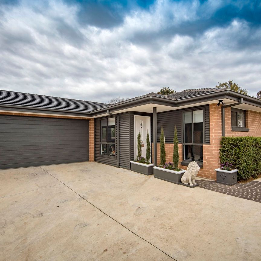 3/102 Uriarra Road, Queanbeyan. - Photo 1