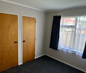 Lovely Two Bedroom House - Photo 3