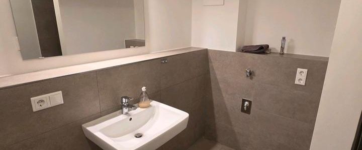 Moderne Neubau-2-Zimmer-Wohnung in Damm mit Tiefgarage - Photo 1