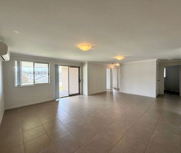 Modern Living In Coastal Pocket - Photo 2