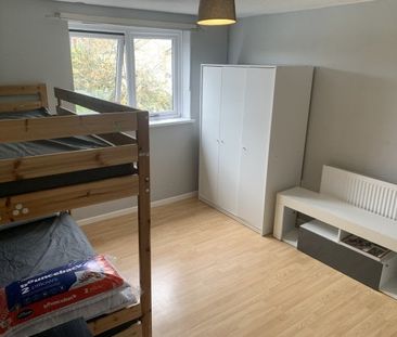 Richardson Close, Nottingham, NG11 - Photo 3