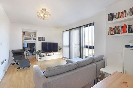 3 bedroom apartment to rent - Photo 3