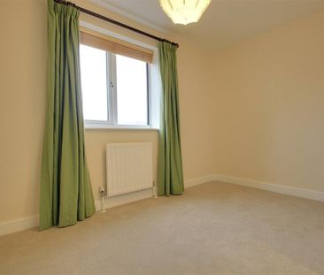 Brook Lane, Berkhamsted - Photo 3