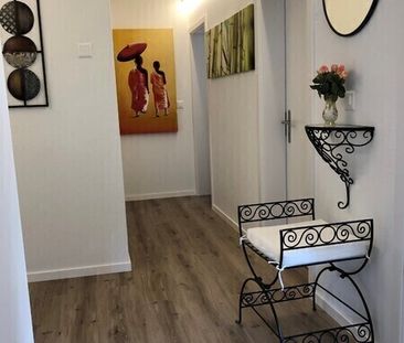 APPARTEMENT 3 PIÈCES À RAPPERSWIL (SG), MEUBLÉ, TEMPORAIRE - Foto 1