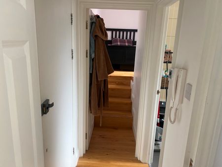 1 Bed Flat, Stoke Newington High Street, N16 - Photo 5