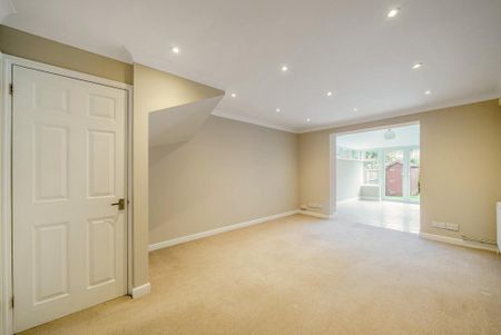 2 bedroom terraced house to rent - Photo 2