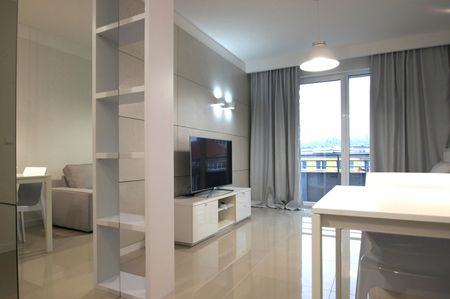 APARTAMENT NA POWSTAŃCÓW ŚLĄSKICH - Zdjęcie 3