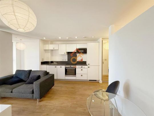 Studio to rent - Photo 1