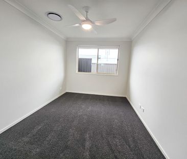 MODERN DUPLEX UNIT - Photo 2