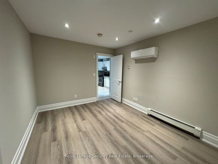 For Lease - 62 Lippincott Street Unit# 4, Toronto, Ontario - Photo 2