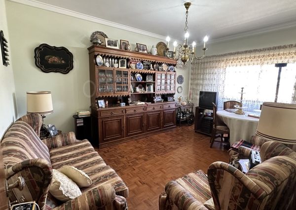 Apartamento T3 em Lisboa