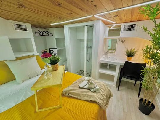 Calle de Hortaleza, Madrid, Community of Madrid 28004 - Foto 1