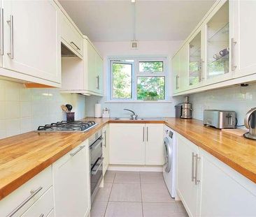 Telford Court, Guildford, Surrey, GU1 - Photo 3