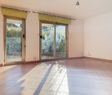 Location Appartement 3 pièces 66m² MOUGINS 06250 - Photo 2