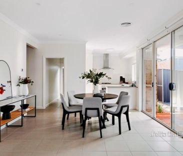 3 Bed, 1 Bath - Photo 6