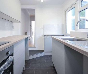 Adelaide Road, Reading, Berkshire, RG6 - Photo 5