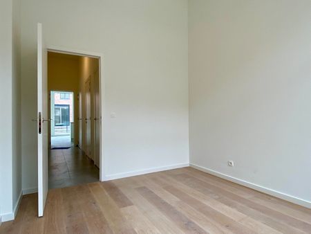 Nieuwbouw appartement in centrum Kortrijk met tuin/terras en 1 slaapkamer - Photo 2