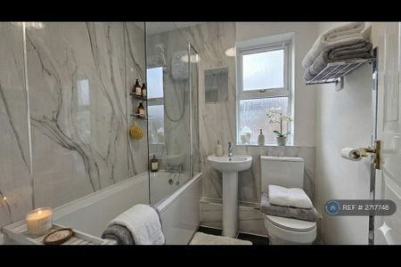 2 bedroom terraced house to rent - Photo 5