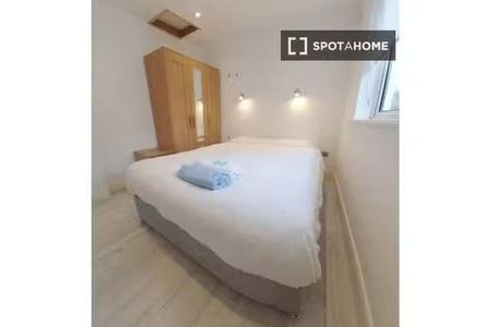 1-bedroom apartment for rent in Terenure, Dublin - Photo 2